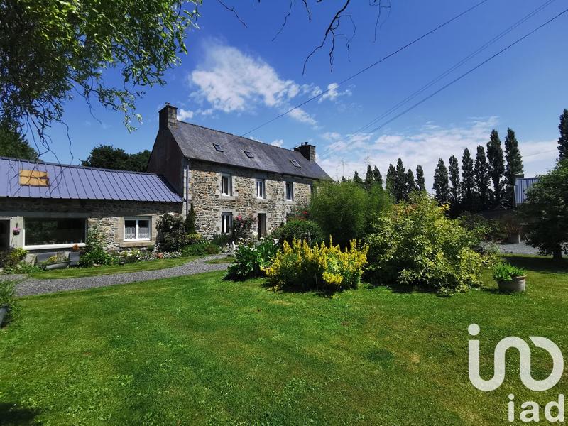 Maison - 236 m² - 8 pièces