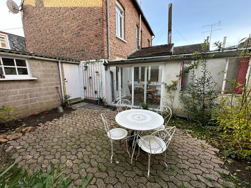 Maison - 92 m² - 5 pièces