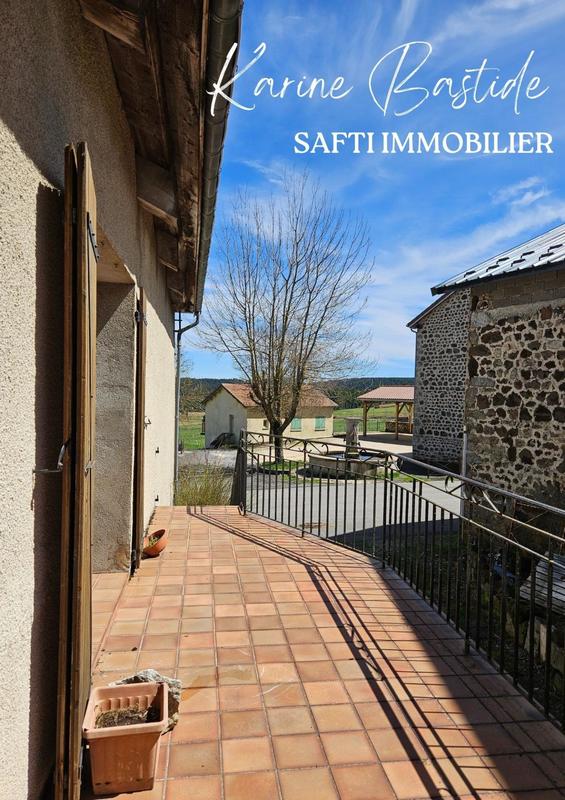 Maison - 155 m² - 11 pièces