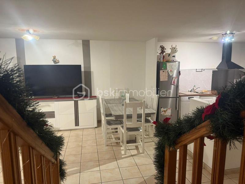 Maison traditionnelle - 102 m² - 4 pièces