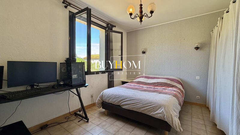 Maison - 137 m² - 4 pièces