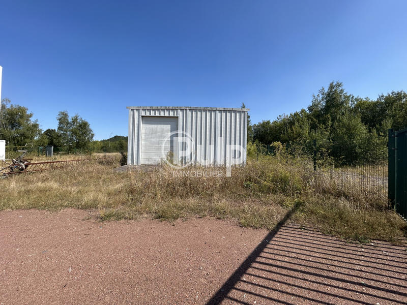 Local artisanal - 700 m² - 4 pièces