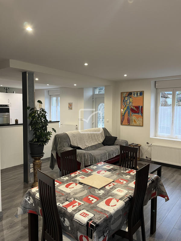 Maison - 127 m² - 6 pièces