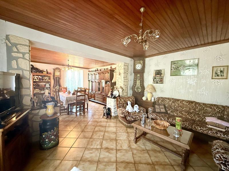 Maison ancienne - 180 m² - 6 pièces