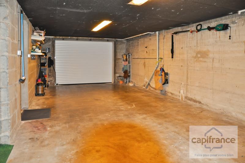 Maison - 200 m² - 9 pièces