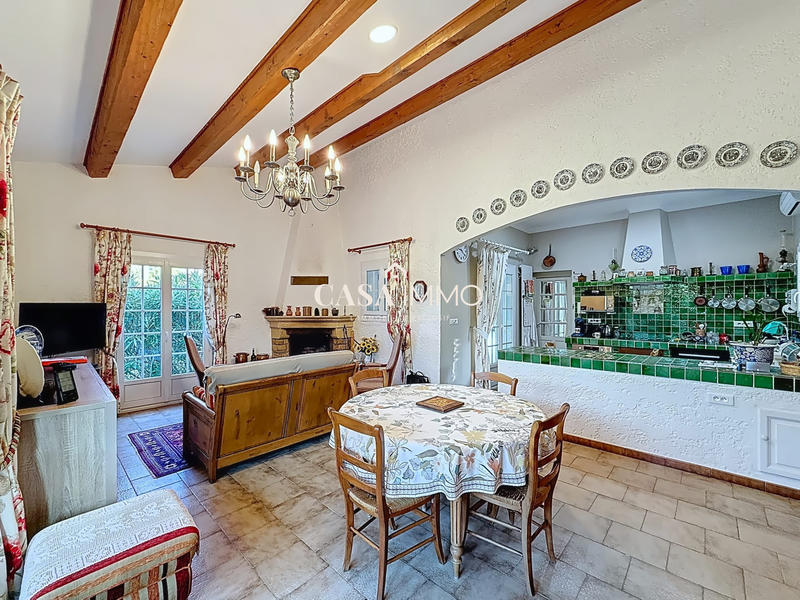 Maison - 147 m² - 5 pièces