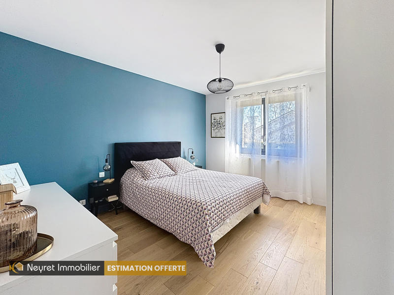 Maison - 160 m² - 7 pièces