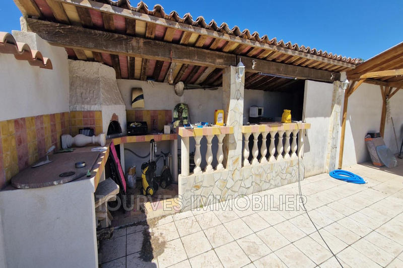 Villa - 212 m² - 8 pièces