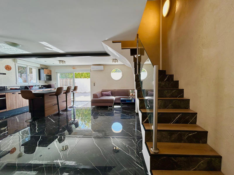 Maison - 89 m² - 4 pièces