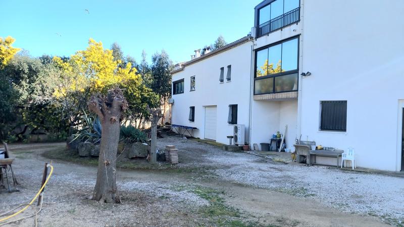 Villa - 280 m² - 10 pièces
