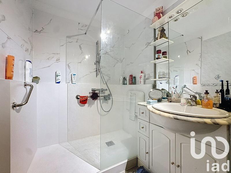 Maison - 92 m² - 5 pièces