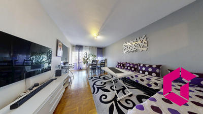 Appartement - 96 m² - 5 pièces