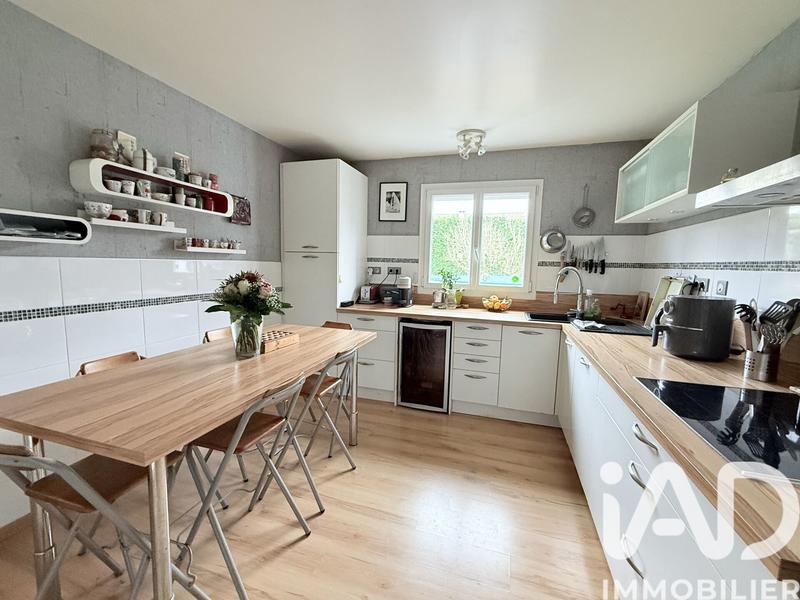 Maison - 177 m² - 7 pièces