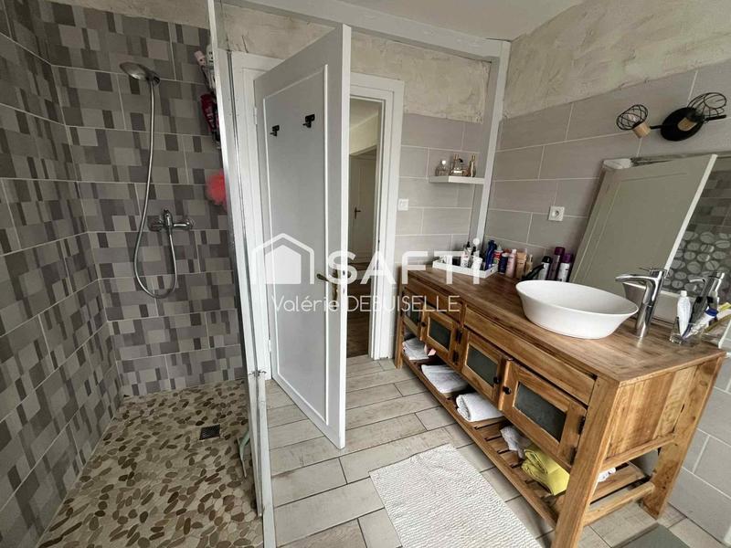 Maison - 185 m² - 7 pièces