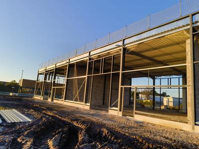 Local d'activités - 641 m²