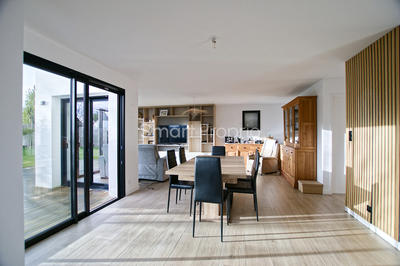 Maison - 106 m² - 6 pièces