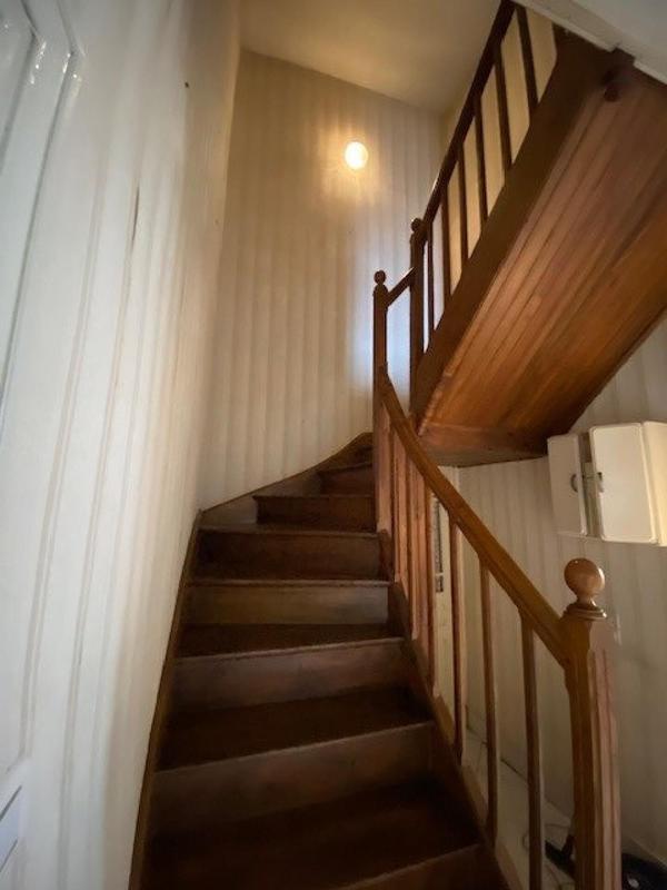 Maison - 99 m² - 5 pièces