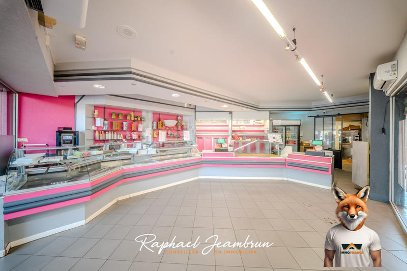 Local commercial - 710 m²