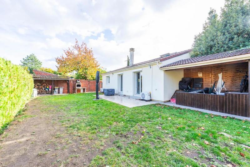 Maison - 92 m² - 4 pièces