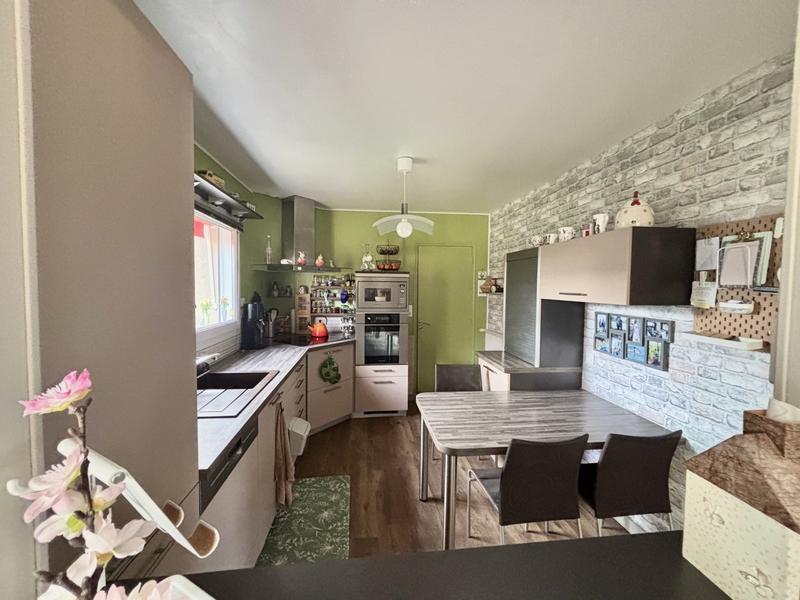 Maison - 107 m² - 6 pièces