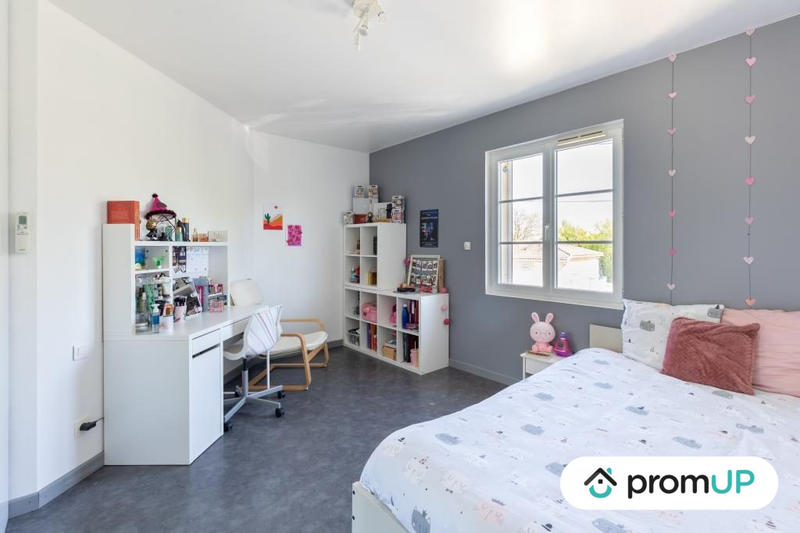 Villa - 234 m² - 7 pièces