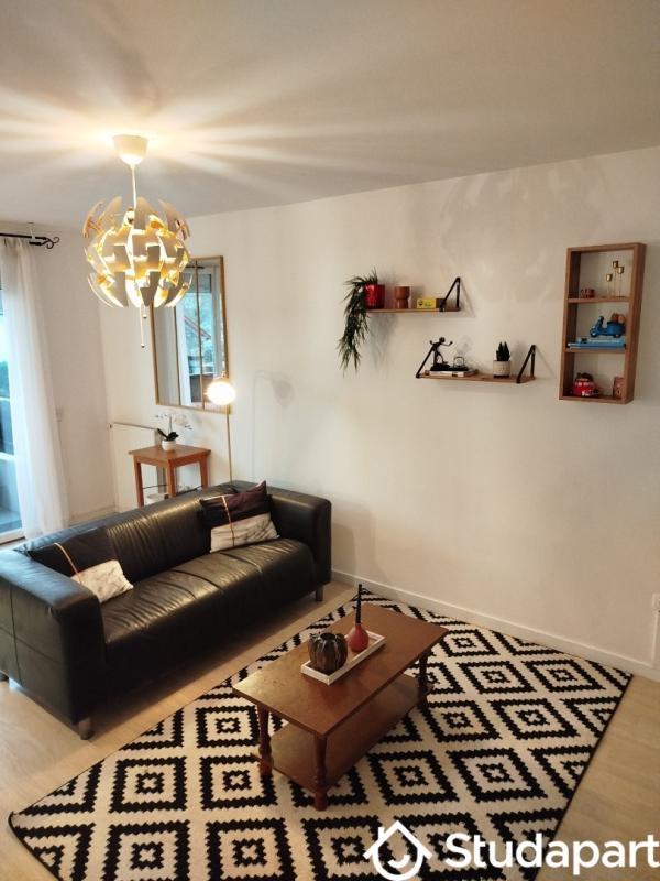 Chambre - 12 m² - 1 pièce