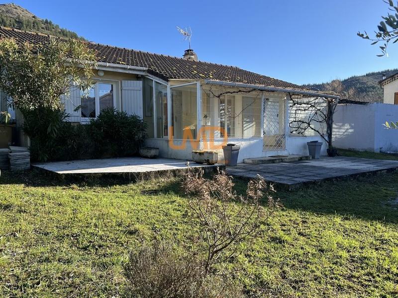 Maison - 99 m² - 5 pièces