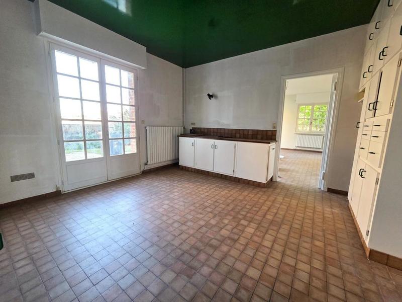 Pavillon - 279 m² - 10 pièces