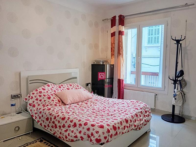 Appartement - 80 m² - 3 pièces