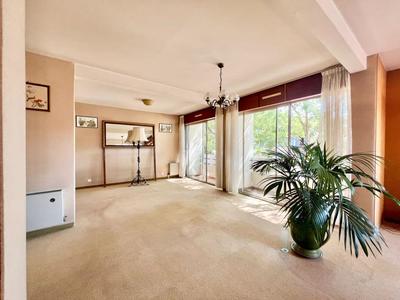 Appartement - 85 m² - 3 pièces