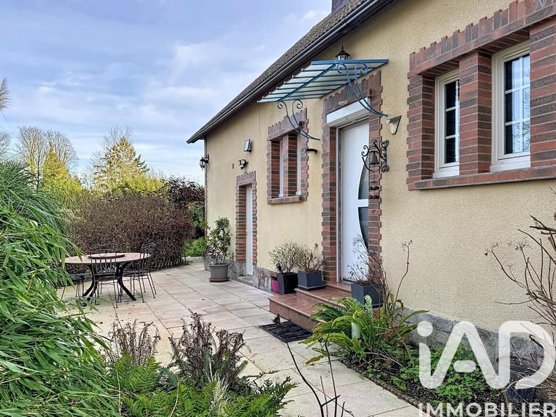 Maison - 150 m² - 9 pièces