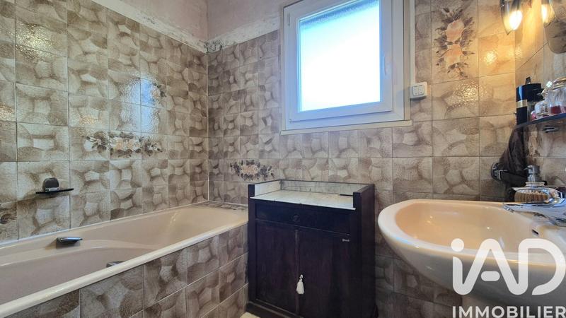 Maison - 105 m² - 5 pièces