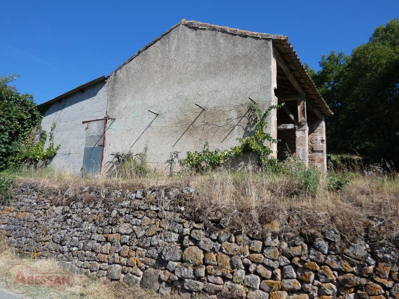 Terrain constructible - 15 000 m²