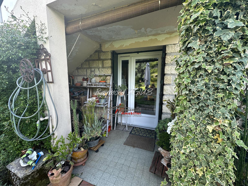 Maison - 189 m² - 9 pièces