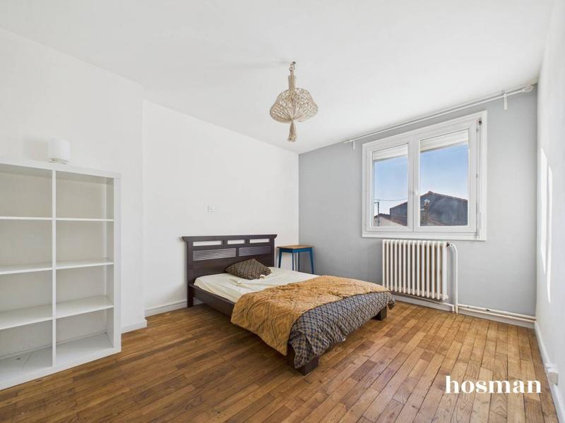 Maison - 144 m² - 8 pièces