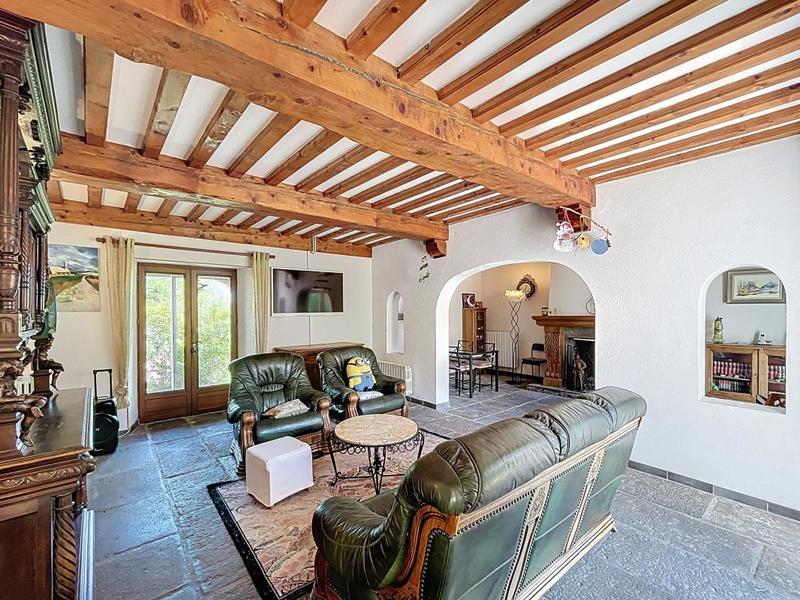 Maison - 152 m² - 6 pièces