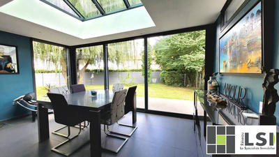 Maison contemporaine - 165 m² - 10 pièces