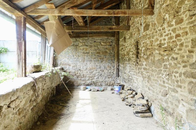 Maison en pierre - 65 m² - 4 pièces