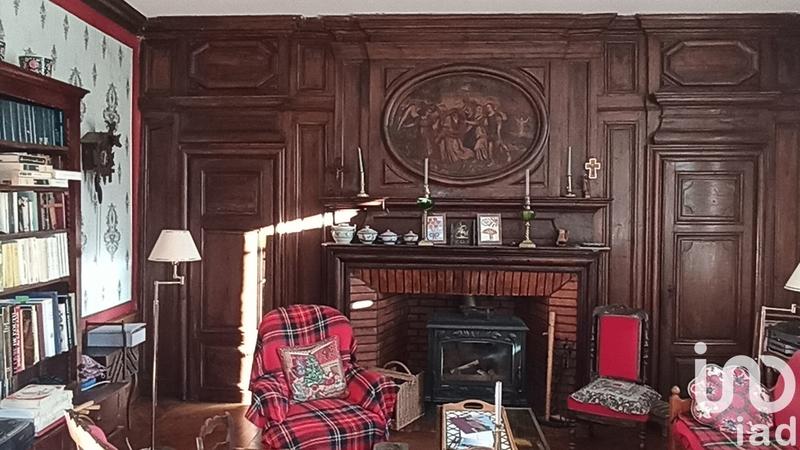 Maison - 330 m² - 8 pièces