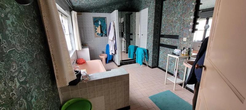 Maison - 203 m² - 10 pièces