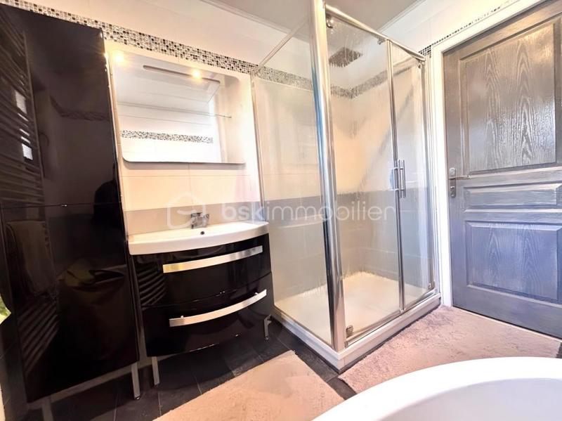 Maison de ville - 126 m² - 6 pièces