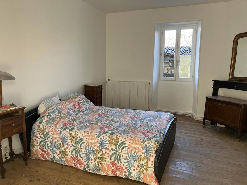 Maison en pierre - 140 m² - 5 pièces