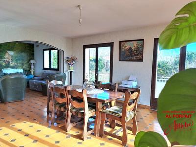 Maison - 151 m² - 4 pièces