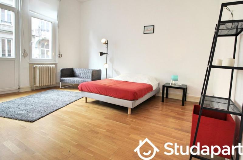 Chambre - 13 m² - 1 pièce