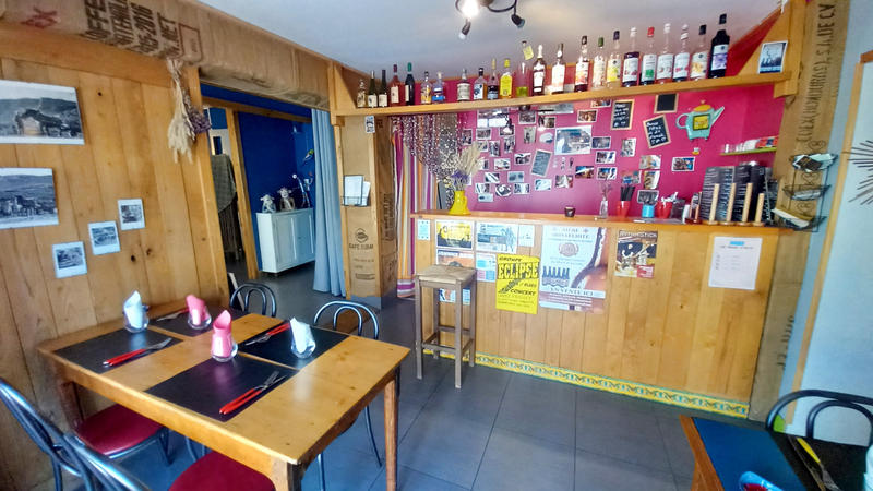 Local commercial - 210 m²