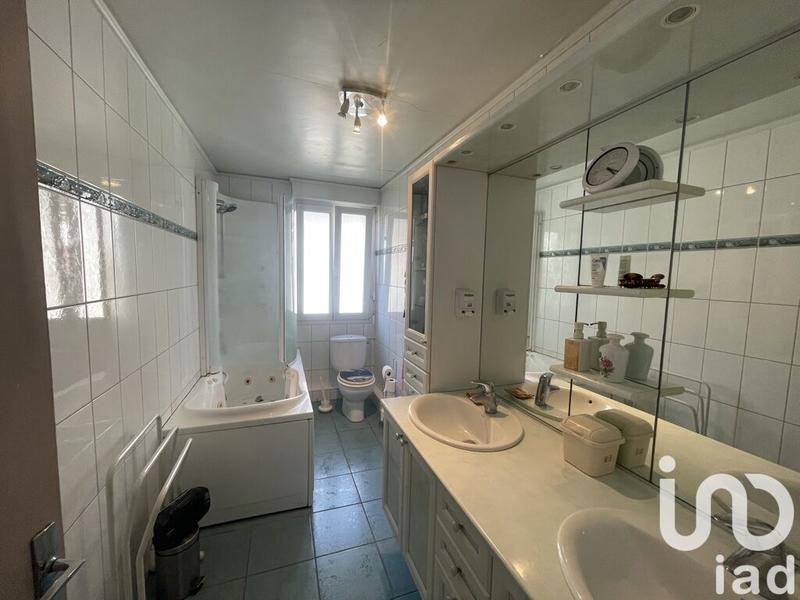 Maison - 128 m² - 7 pièces