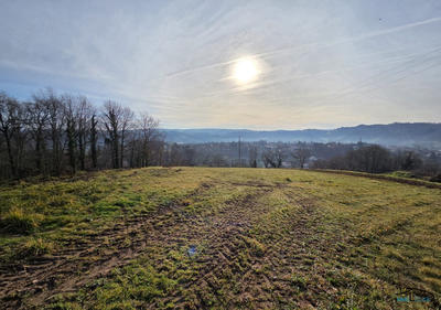 Terrain - 2 560 m²