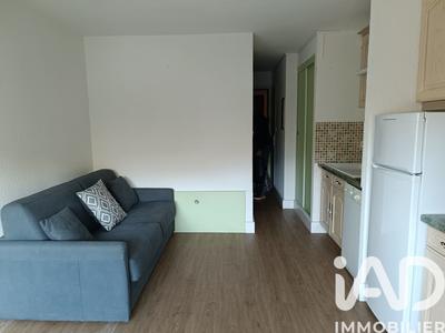 Studio - 25 m² - 1 pièce