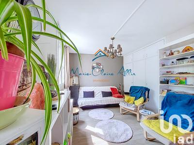 Maison - 104 m² - 4 pièces