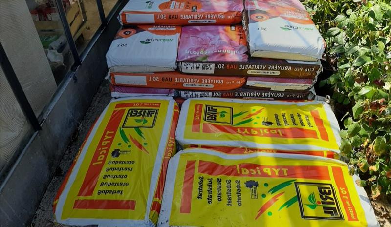 Aux Serres Hermitoises